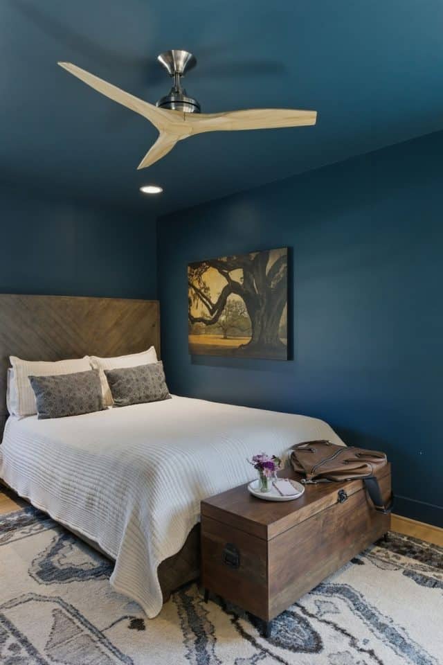 Modern bedroom design in Birmingham, AL.